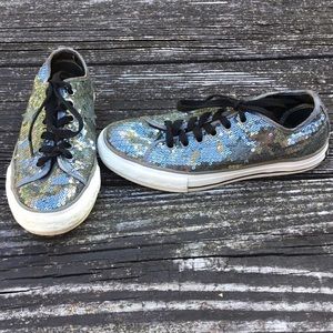 Converse One Star Women’s Gray Sequin Sneakers 6.5